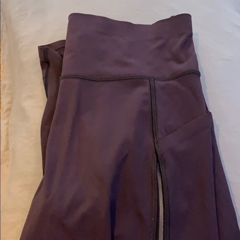 lululemon cropped purple leggings